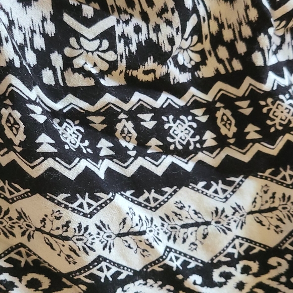 Angie Strapless Romper - Picture 4 of 4